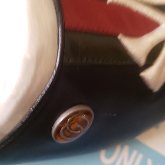 Gucci NY Yankees Black Leather Red/Green Web Slippers - Picture 4 of 9